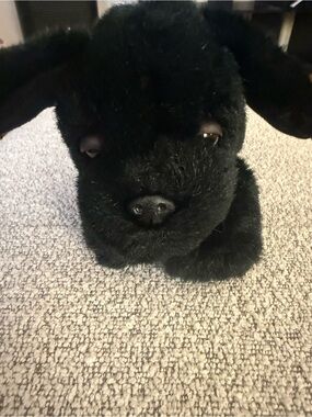 FAO Schwarz Fifth Avenue Plush Black Labrador Puppy 11" Dog